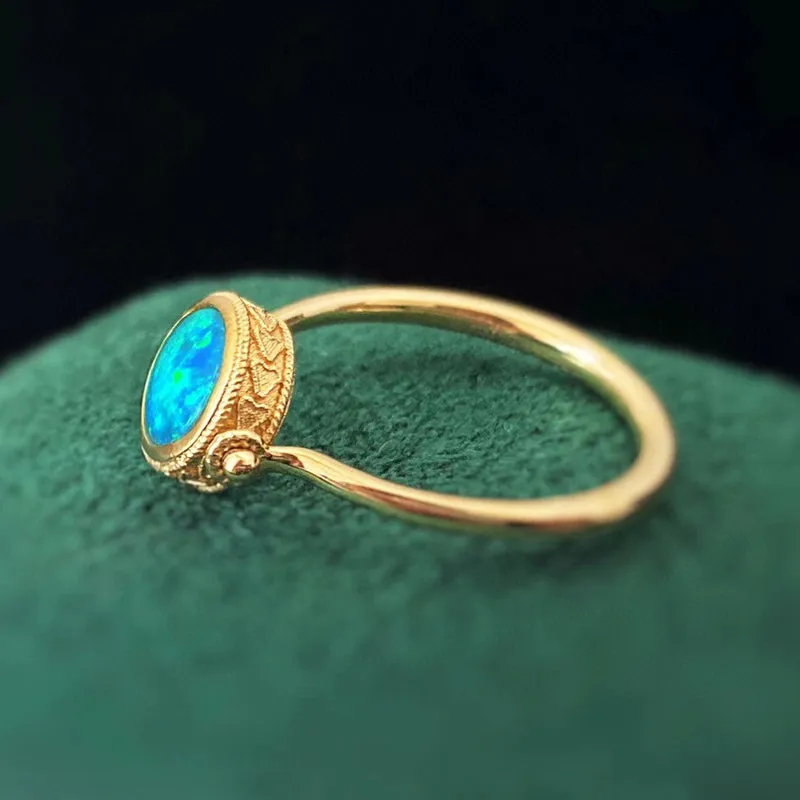 18K Gold Oval Shape 0.60ct Natural Opal & Black Agate Flip Ring