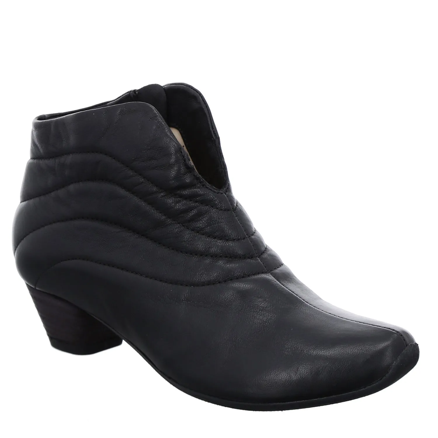 AIDA 686 - BLACK LEATHER