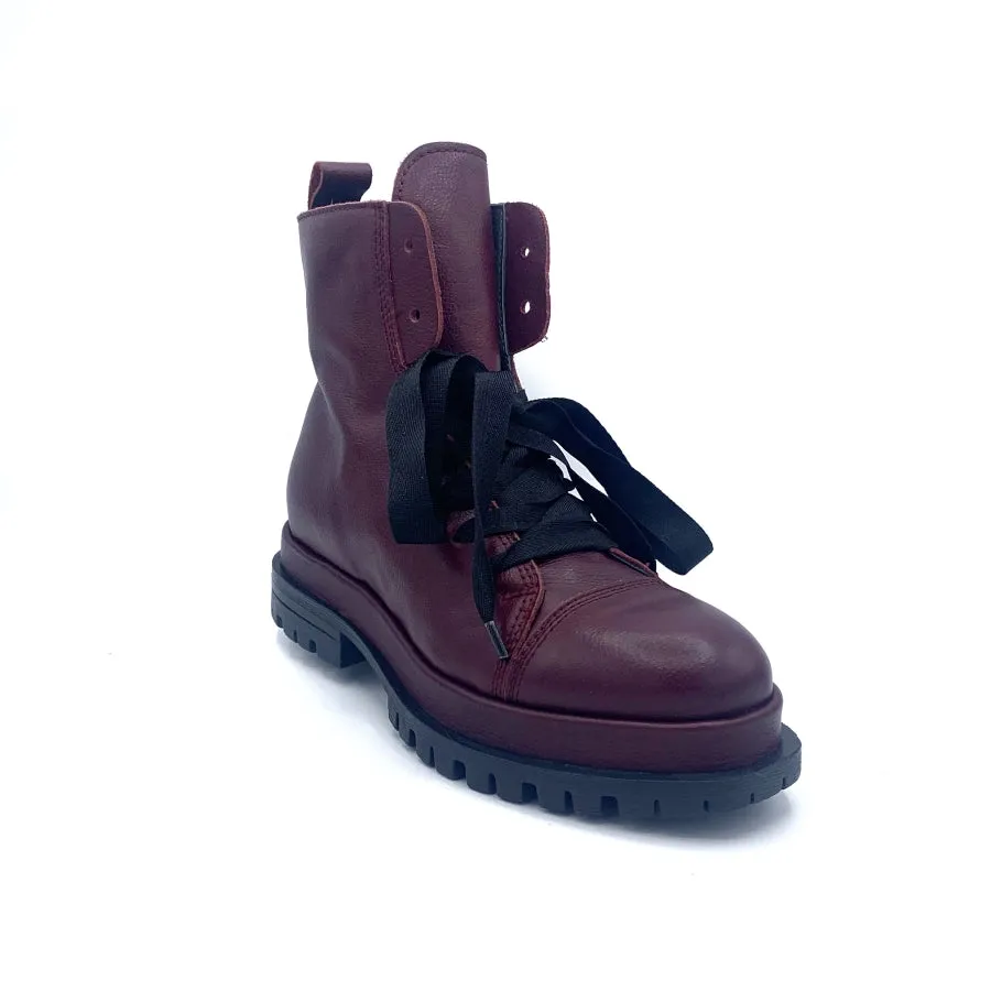 Ankle Tie Camper Boot
