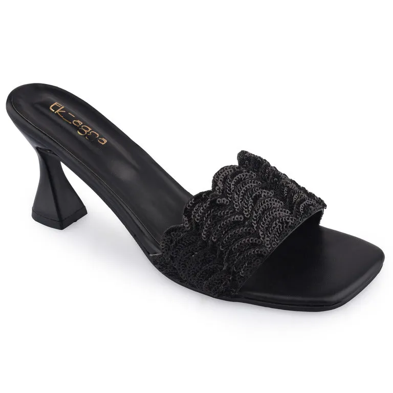 Black Scallop Heel