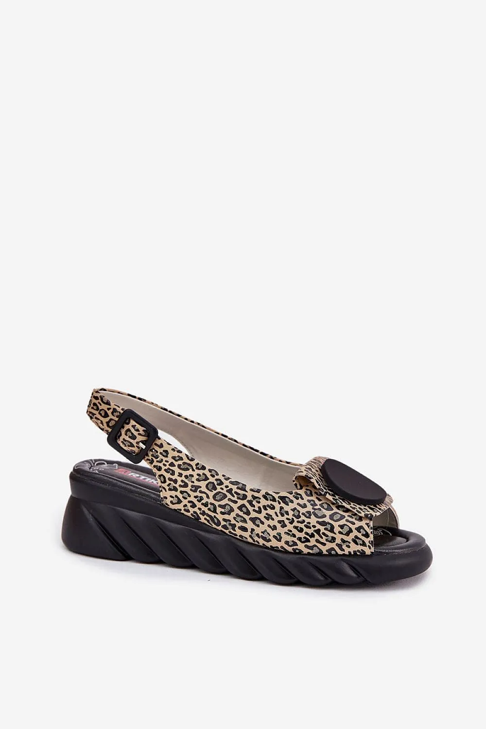 Buskin Step in style