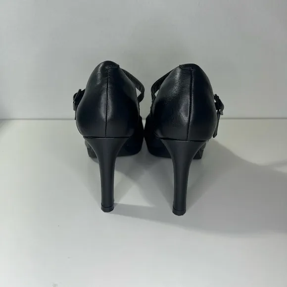 Clarks Collection Ambyr Mary Jane Shine Black Leather Platform Pumps Heels