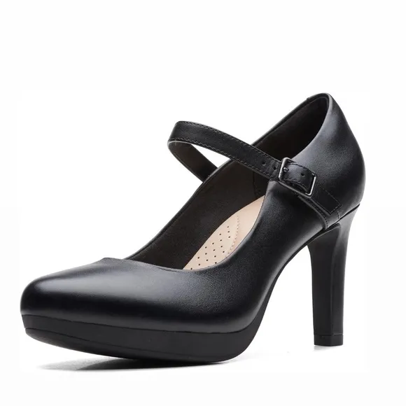 Clarks Collection Ambyr Mary Jane Shine Black Leather Platform Pumps Heels