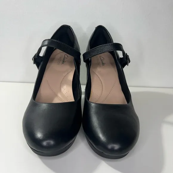Clarks Collection Ambyr Mary Jane Shine Black Leather Platform Pumps Heels
