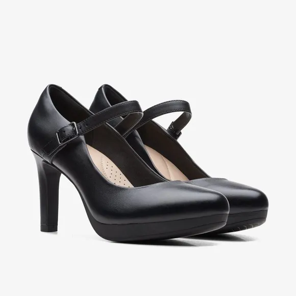 Clarks Collection Ambyr Mary Jane Shine Black Leather Platform Pumps Heels