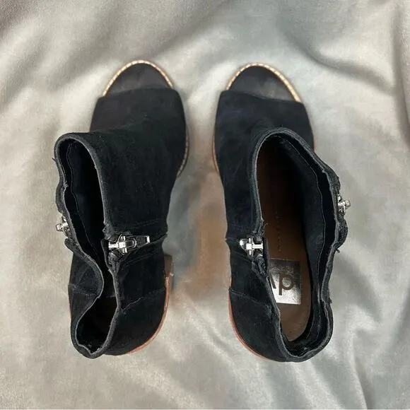 Dolce Vita Mercy Suede Open Toe Zip Bootie Black Size 6.5
