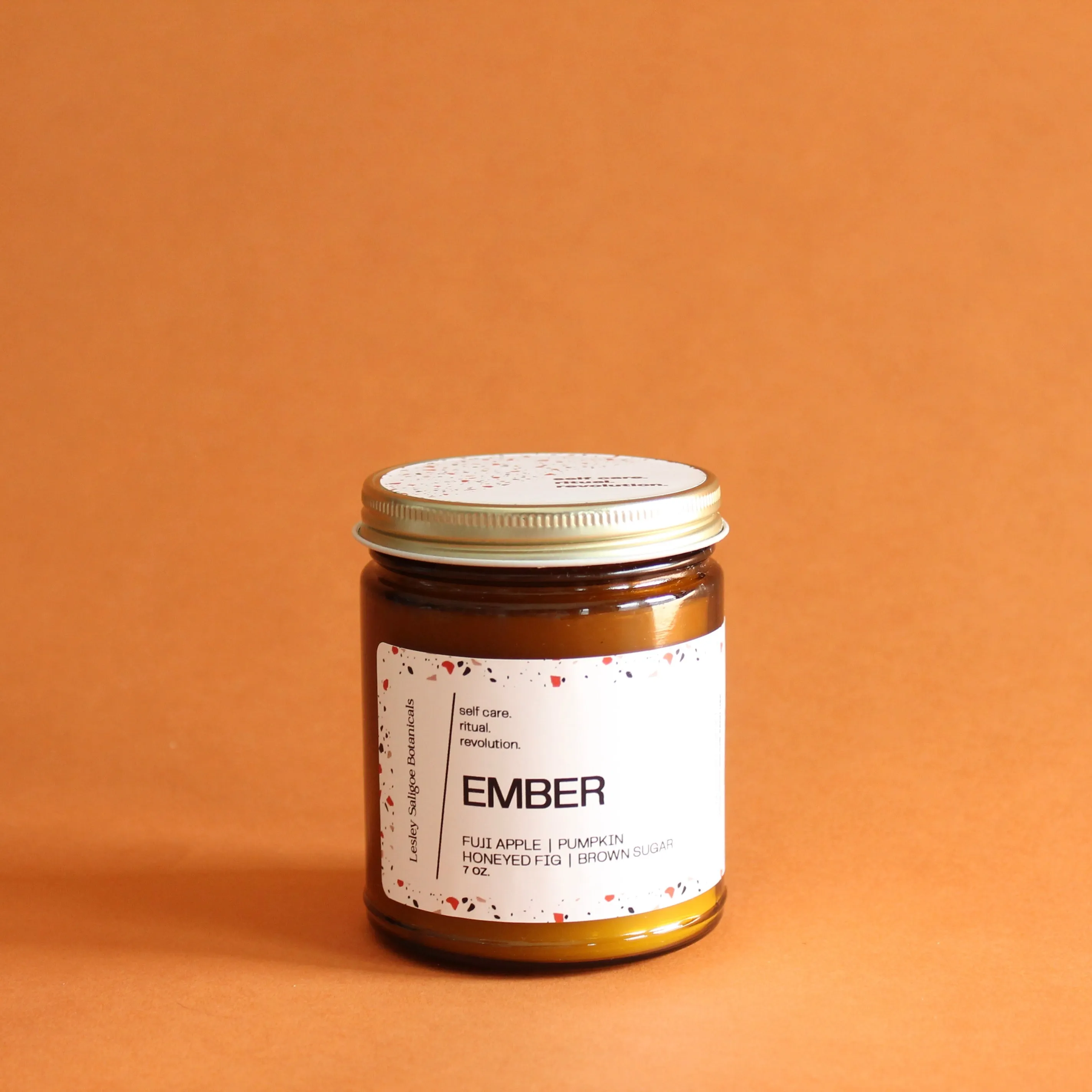 EMBER. Roasted Pumpkin. Apple Butter. Nutmeg. Candied Orange. Cherries. Amber Jar. Traditional Cotton Wick. 7 oz.