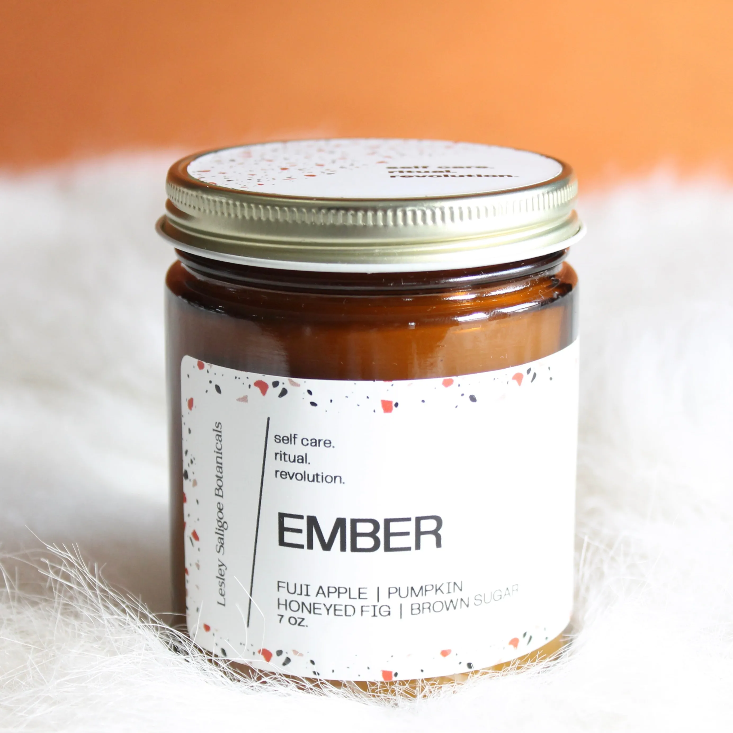 EMBER. Roasted Pumpkin. Apple Butter. Nutmeg. Candied Orange. Cherries. Amber Jar. Traditional Cotton Wick. 7 oz.