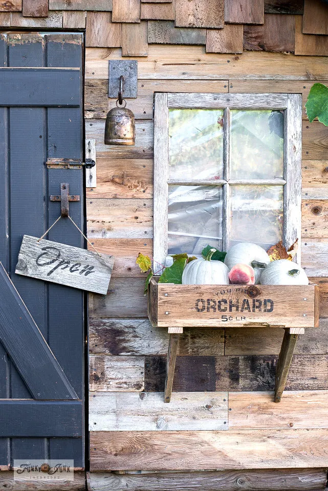 FJ081 Funky Junk's You Pick Orchard