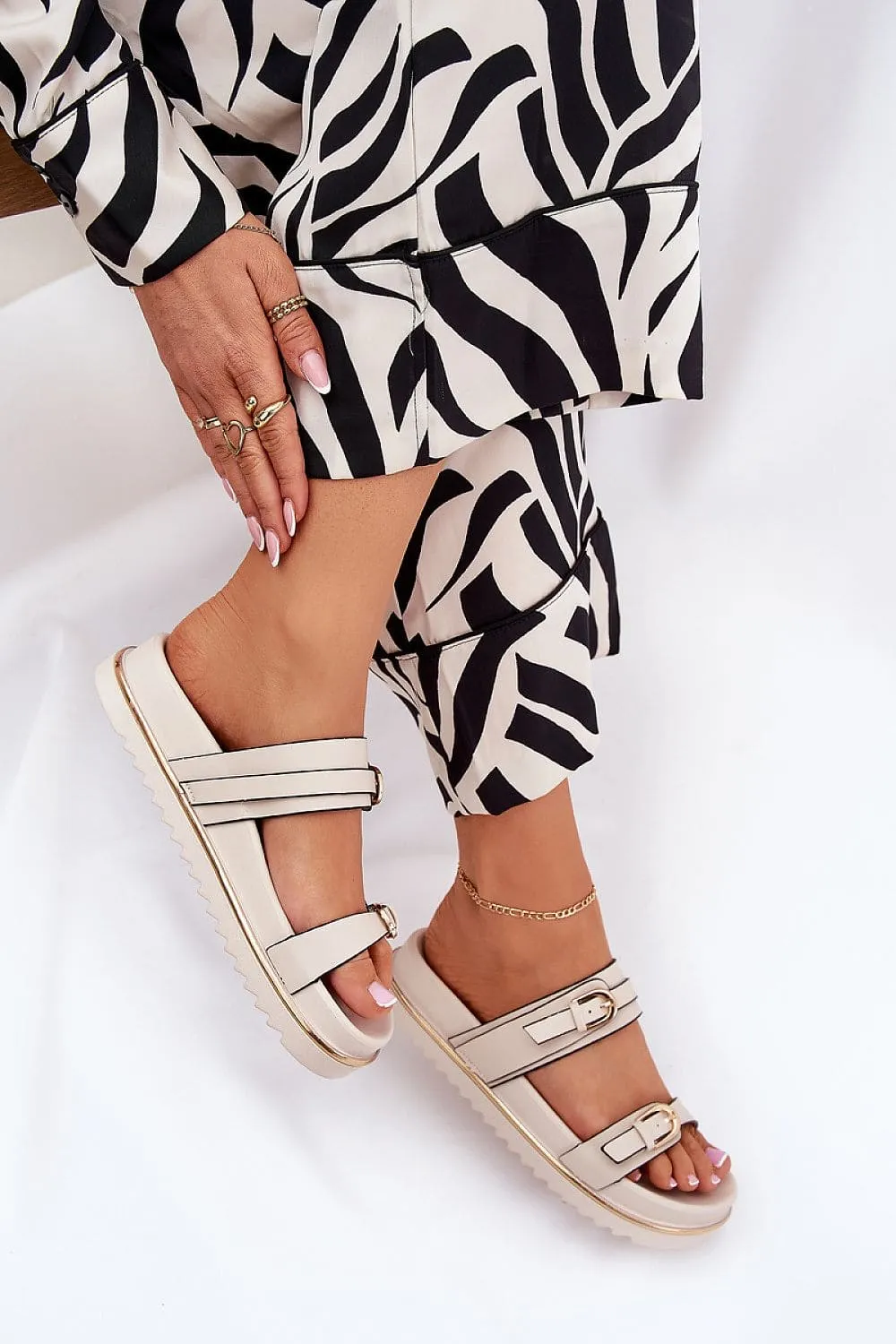 Flip-flops Step in style