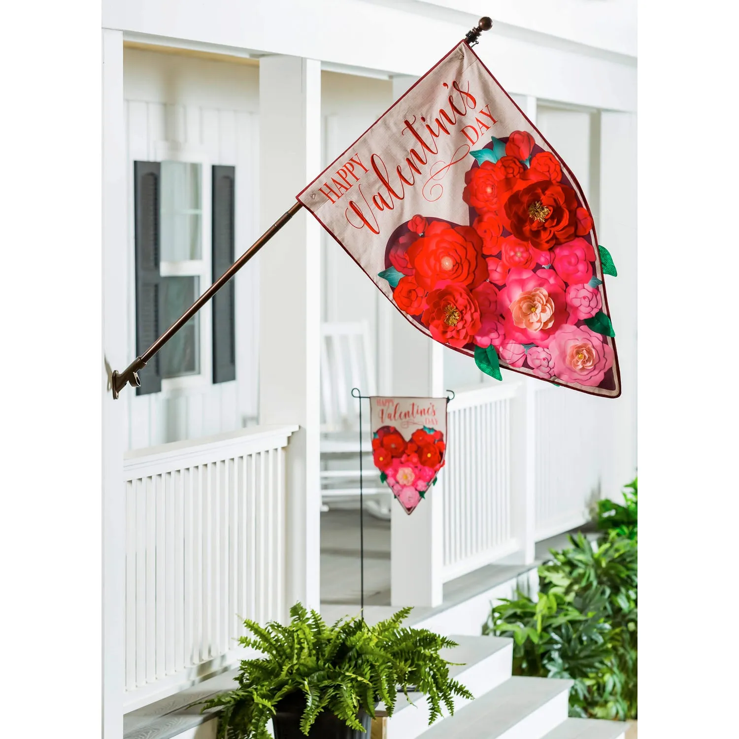 Floral Ombre Heart House Linen Flag,13l8957bl