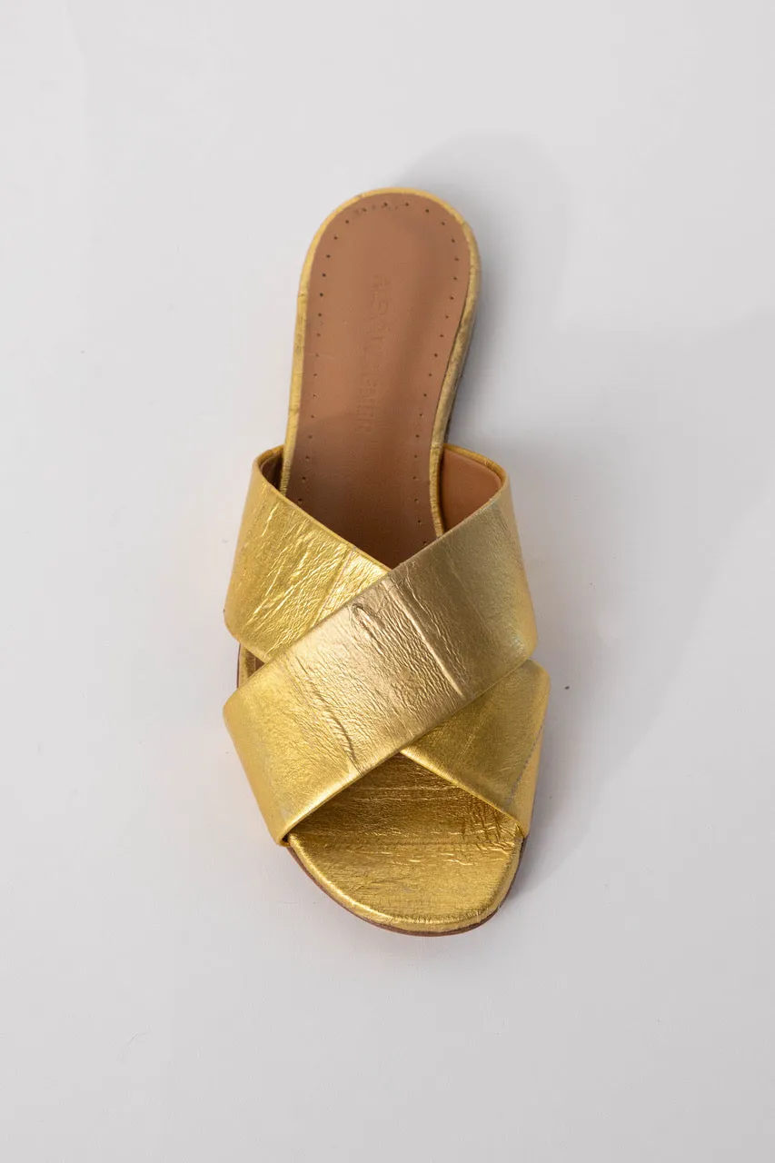 Gilda Slide in Gold
