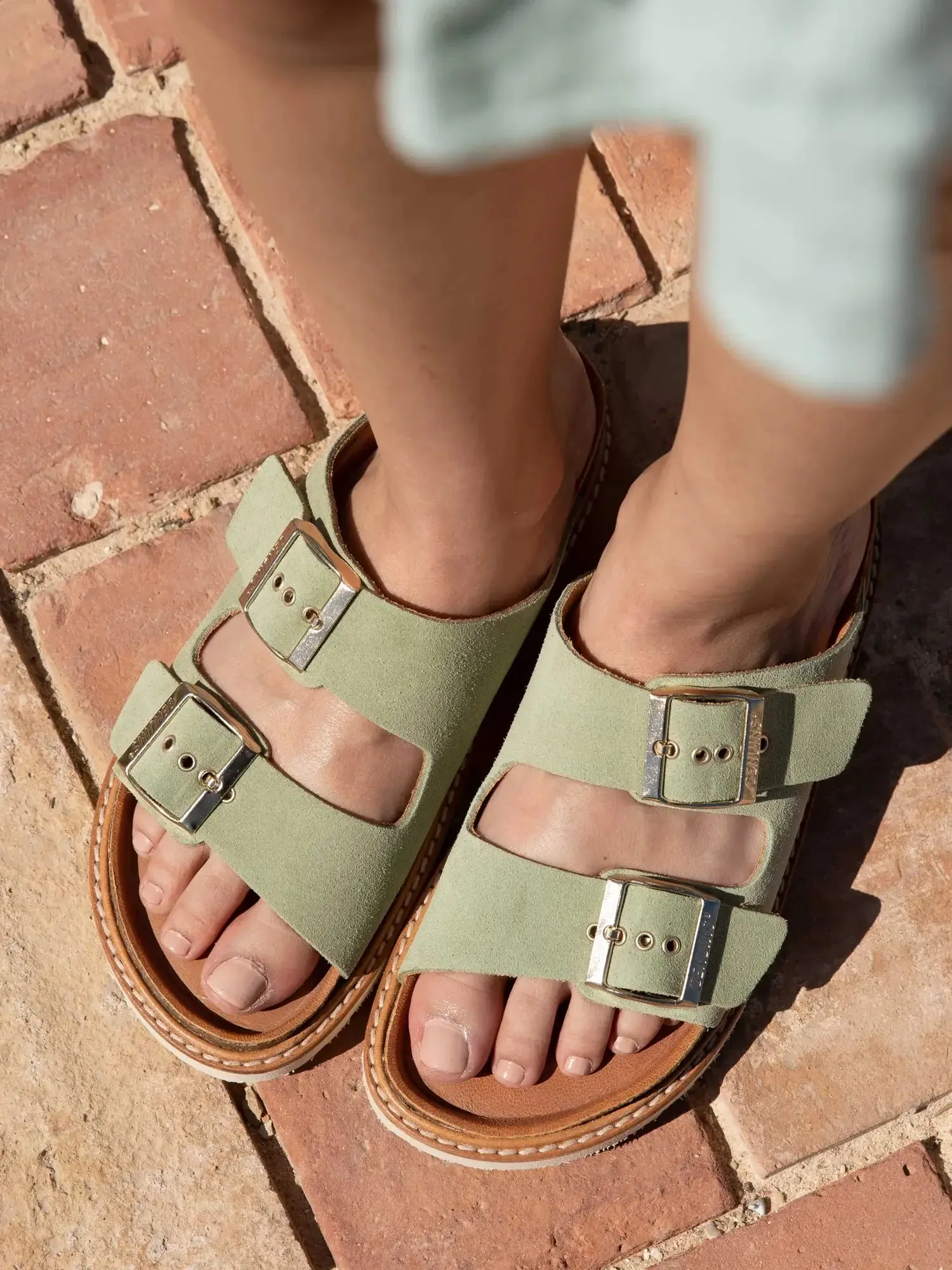 Hawaii Green Sandals
