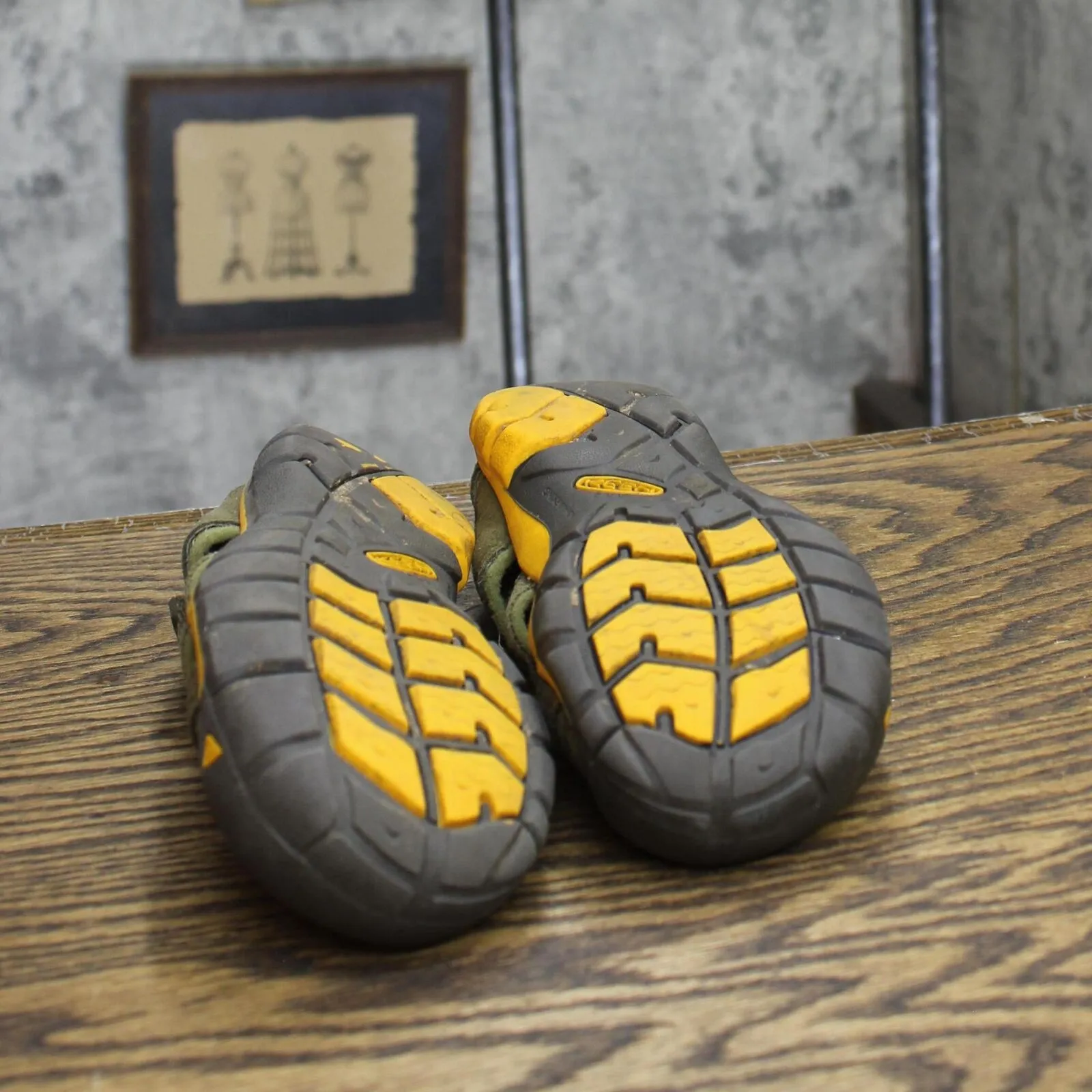 Keen Boys Closed Toe Sporty Sandals 1678ac0149e7c1 Green 13