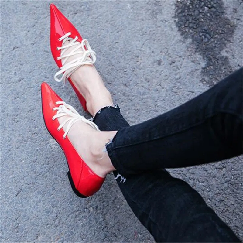 Ladies Black Red Leather Cross-tied Street Casual Style Women Flats Pointed Toe Strappy Shallow Women Shoes Woman