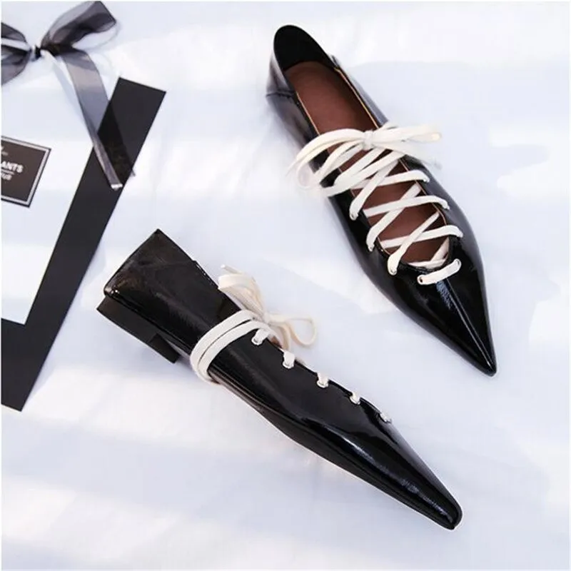 Ladies Black Red Leather Cross-tied Street Casual Style Women Flats Pointed Toe Strappy Shallow Women Shoes Woman