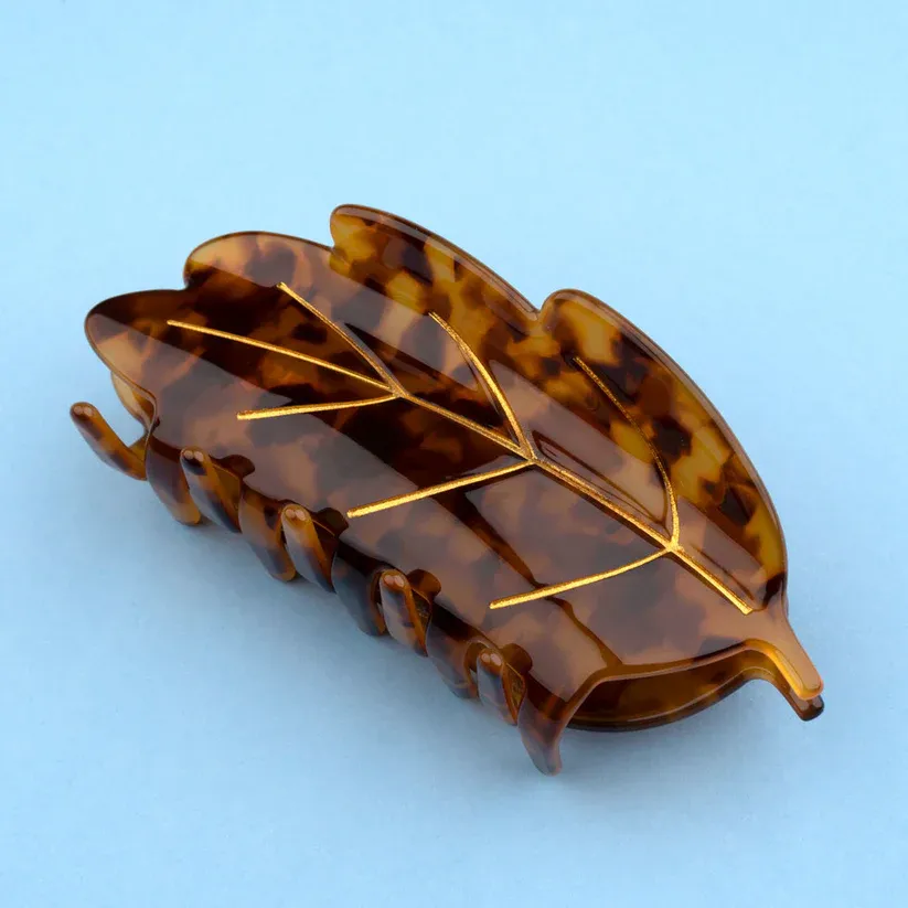 Leaf hair claw