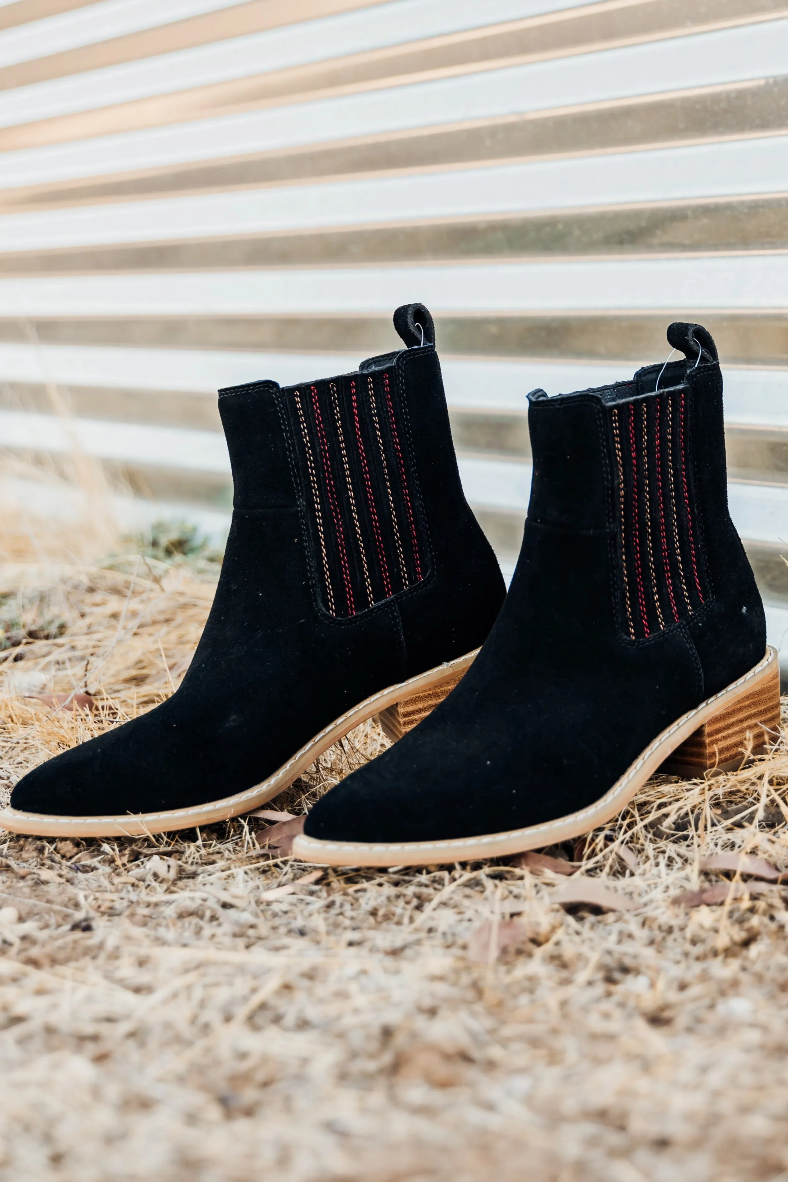 Leonor Suede Ankle Boot in Black