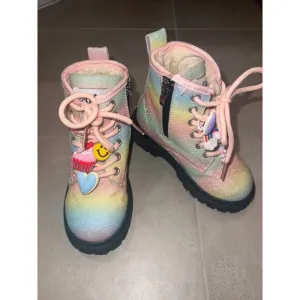 Lola and The Boys Rainbow Charm Boots 10 27 8 9 Toddler