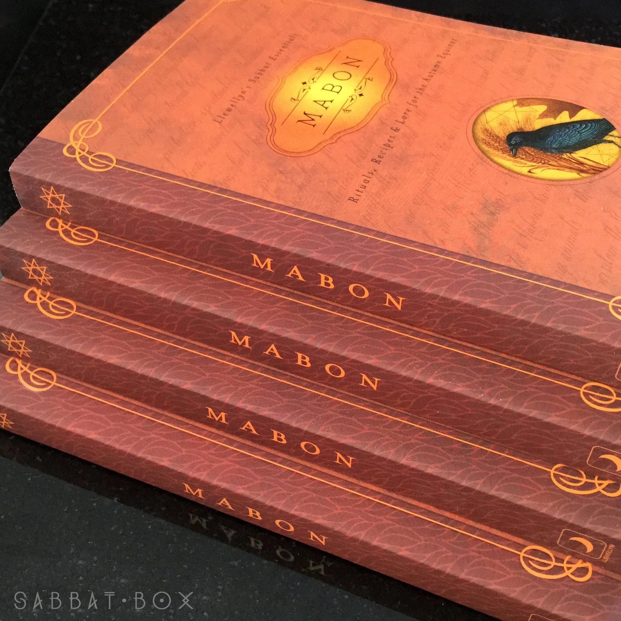 Mabon Rituals Recipes and Lore For The Autumn Equinox By: Diana Rajchel