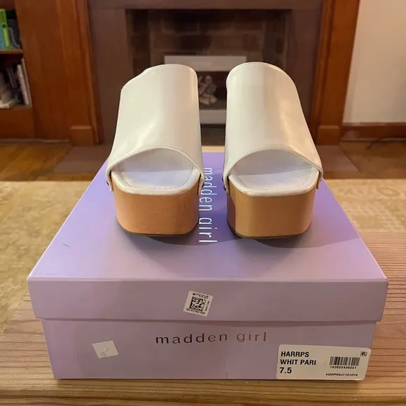 Madden Girl Harrps White Pari Platform Heels size 7.5
