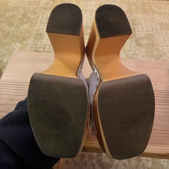 Madden Girl Harrps White Pari Platform Heels size 7.5