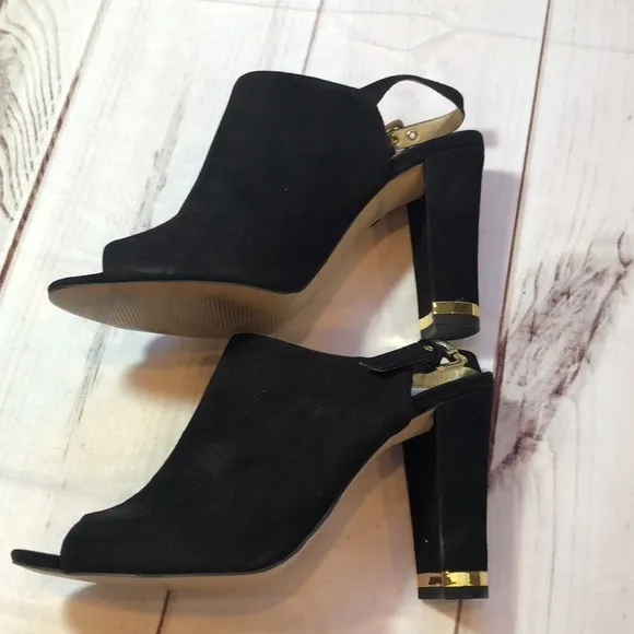 MARC FISHER BLACK SUEDE OPEN TOE SLINGBACK HEEL GOLD TRIM WOMEN'S 7 LIKE NEW