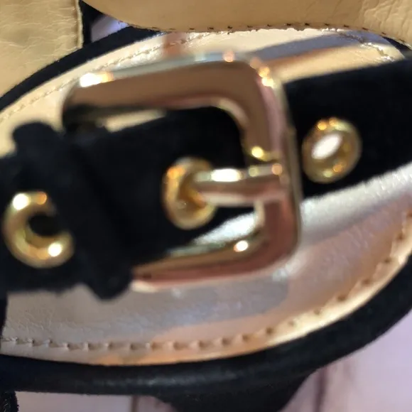 MARC FISHER BLACK SUEDE OPEN TOE SLINGBACK HEEL GOLD TRIM WOMEN'S 7 LIKE NEW