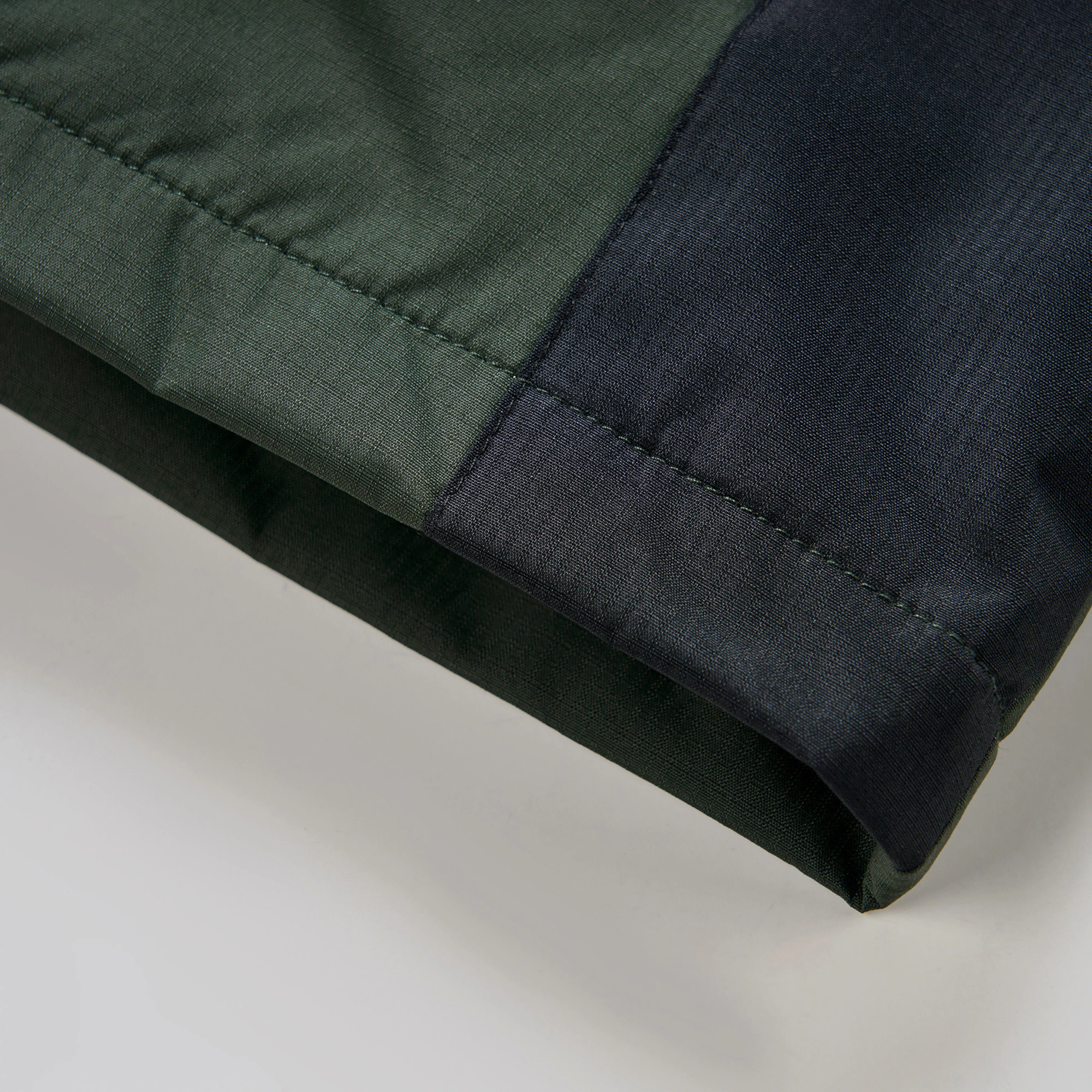 Men's Outdoor Rain Jacket - Green / Black