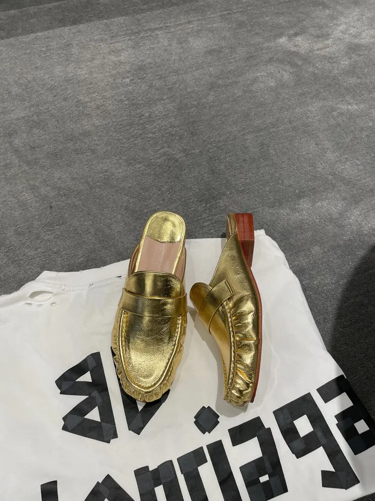 NEW & INSTOCK - Korean French Style Leather Slippers Mules in White and Gold