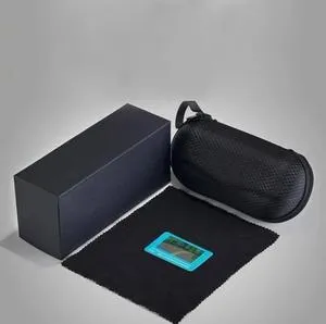 Photochromic Sunglasses with Polarized Lens