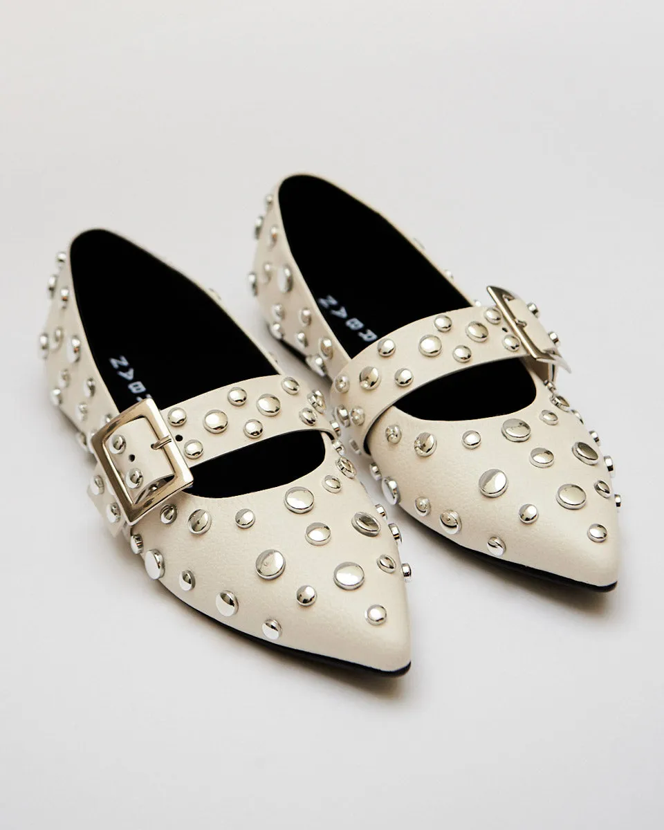 POINTER FLATS WHITE