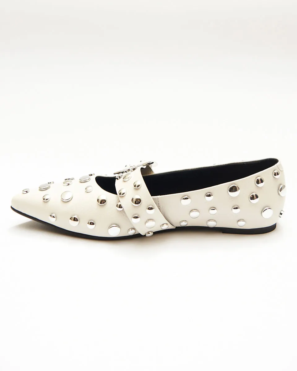 POINTER FLATS WHITE