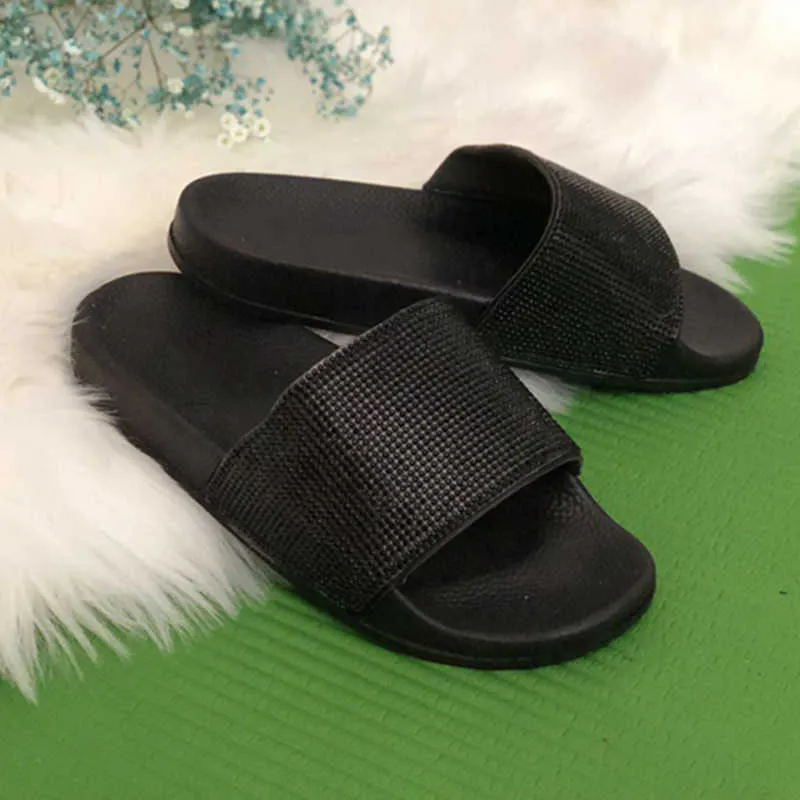 Rhinestone Women Slippers Flip Flops Summer Women Crystal Diamond Bling Beach Slides Sandals Casual Shoes Slip On Slipper