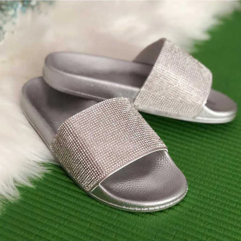 Rhinestone Women Slippers Flip Flops Summer Women Crystal Diamond Bling Beach Slides Sandals Casual Shoes Slip On Slipper