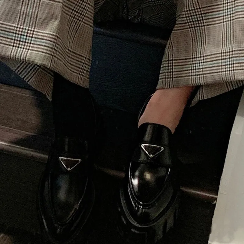 Round Toe Leather Thick Sole Women Loafers