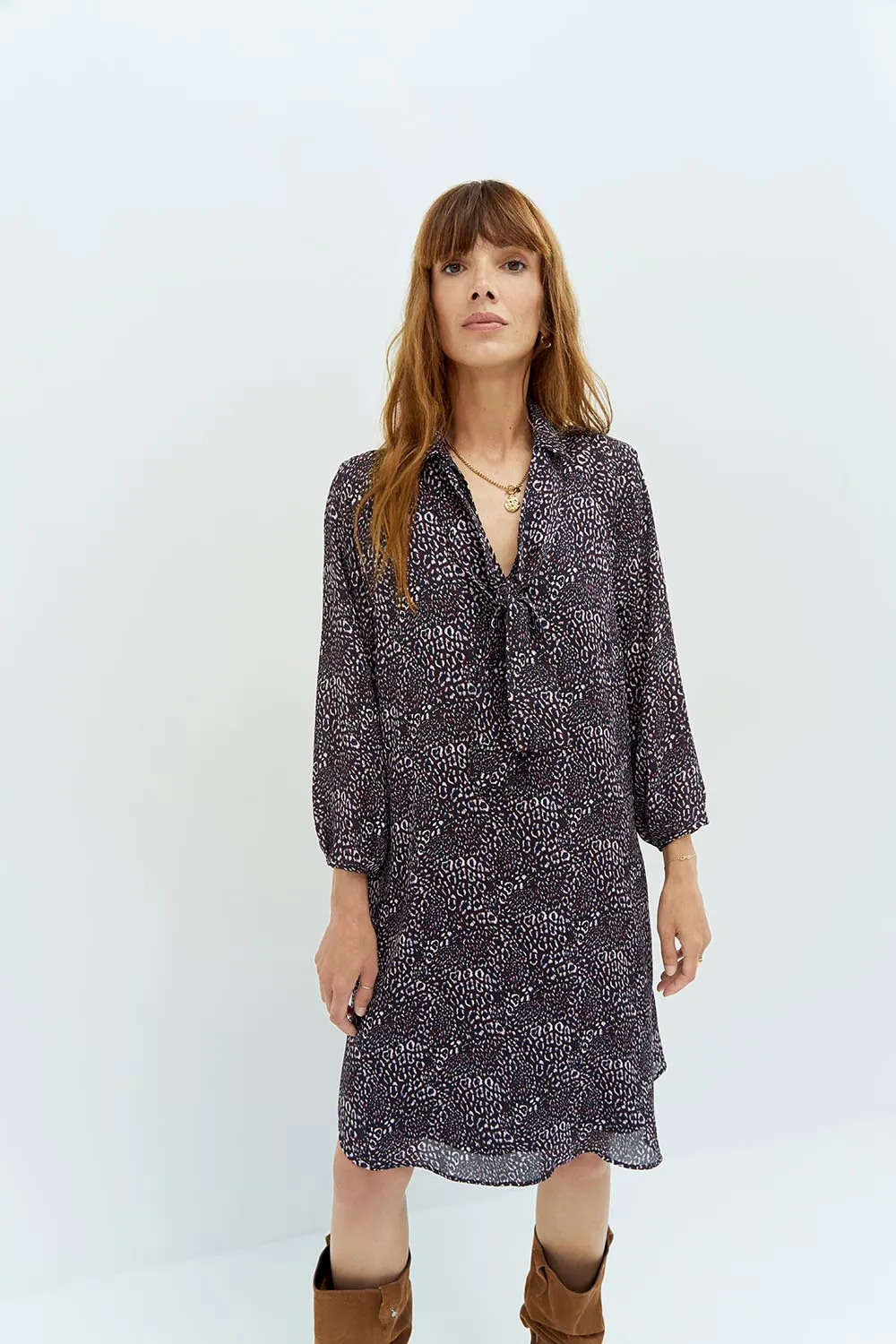 ROYCE - Robe marine à imprimé Léo abstrait en polyester recyclé