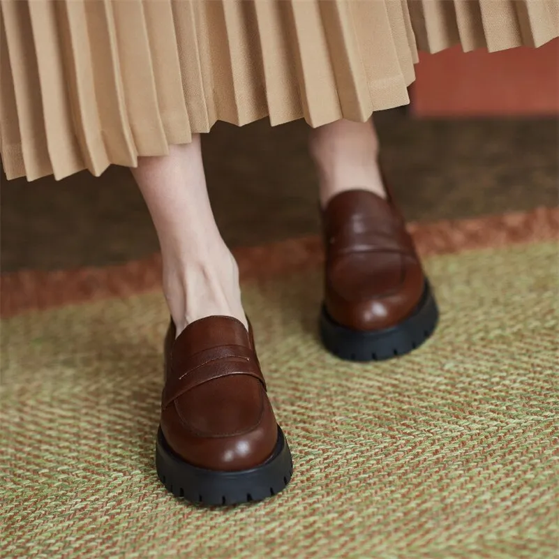 Slip On Round Toe Shoes Ladies Casual Footwear