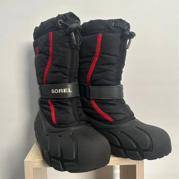Sorel Lined Black With Red Winter‎ Boots Sz 4