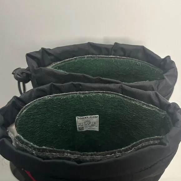 Sorel Lined Black With Red Winter‎ Boots Sz 4