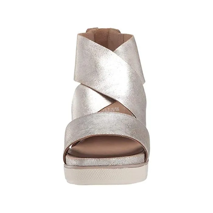 Sport Crisscross Frozen Metallic Platform Sandals