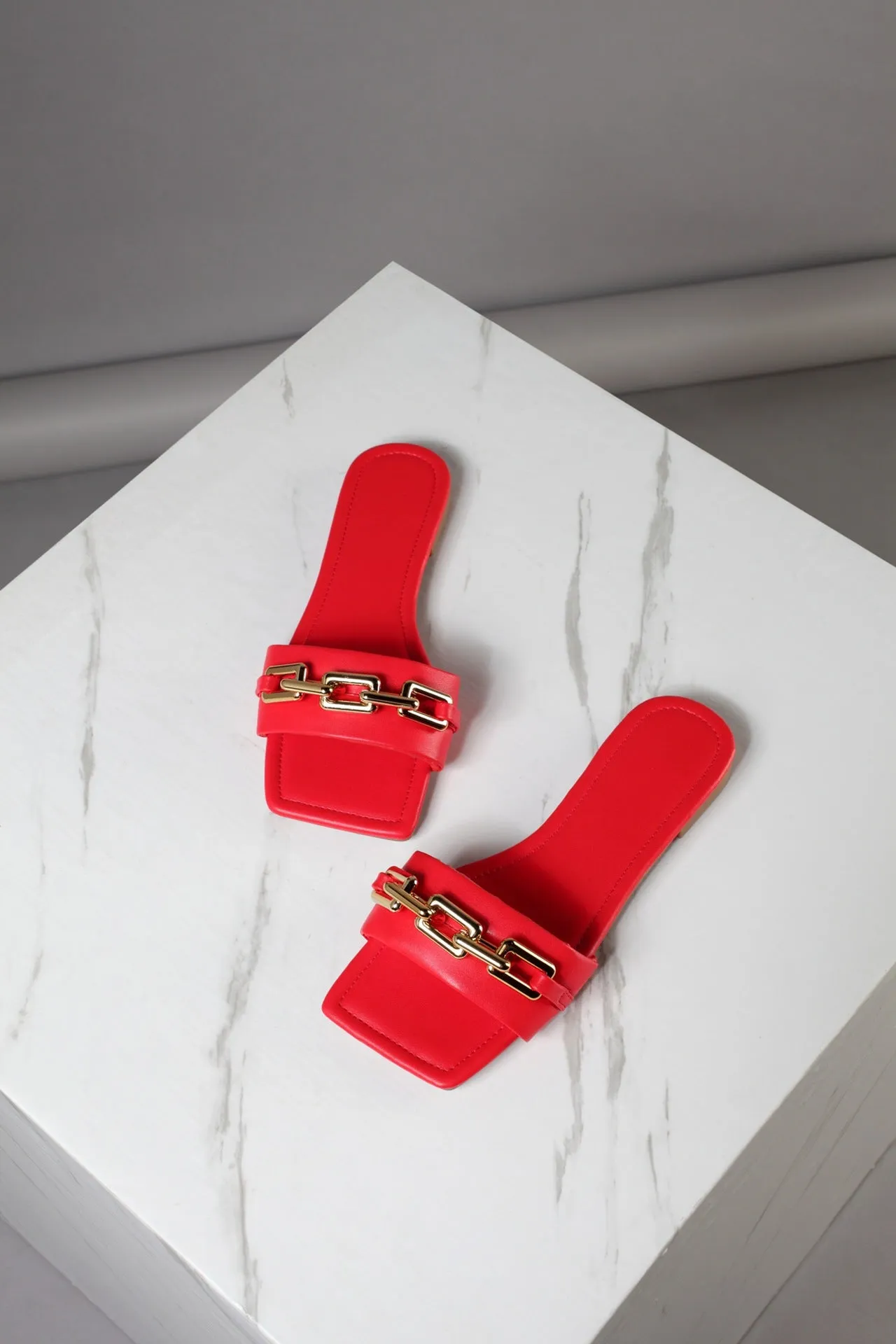 Summer Fashion Chain  Slippers
