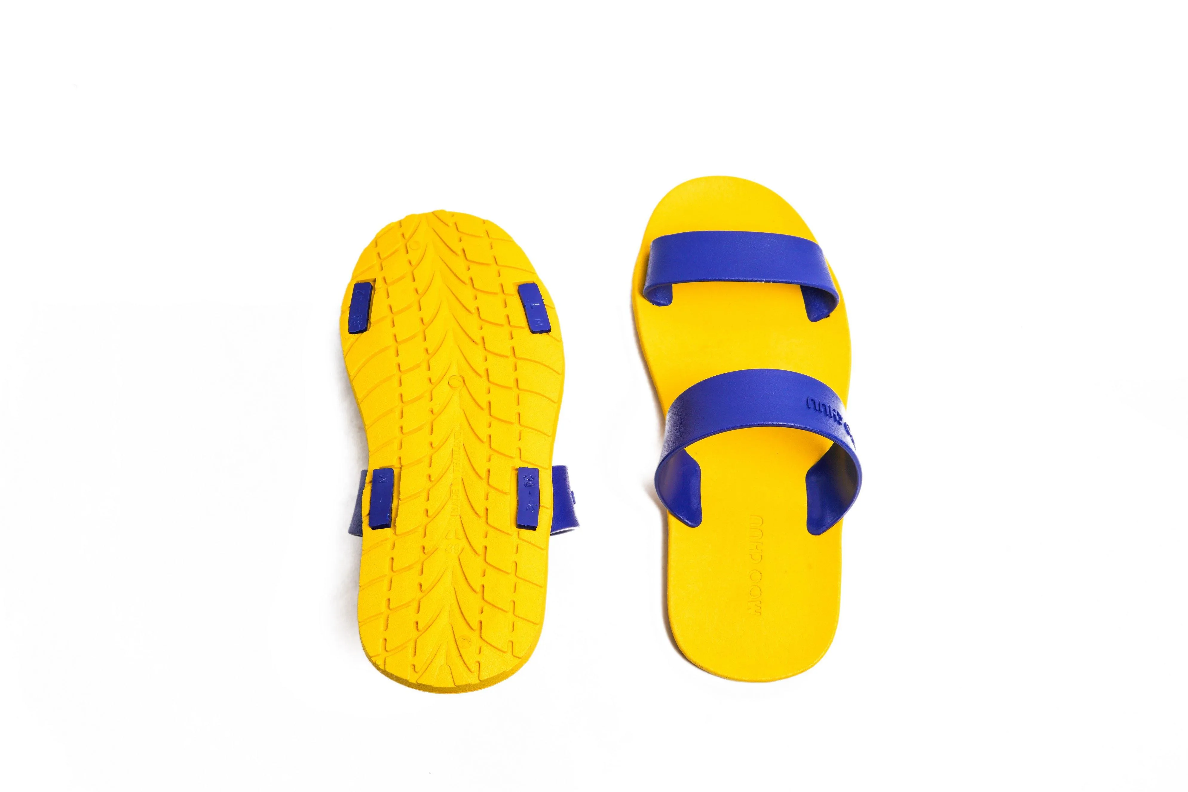 Twin Yellow Sole Blue Strap