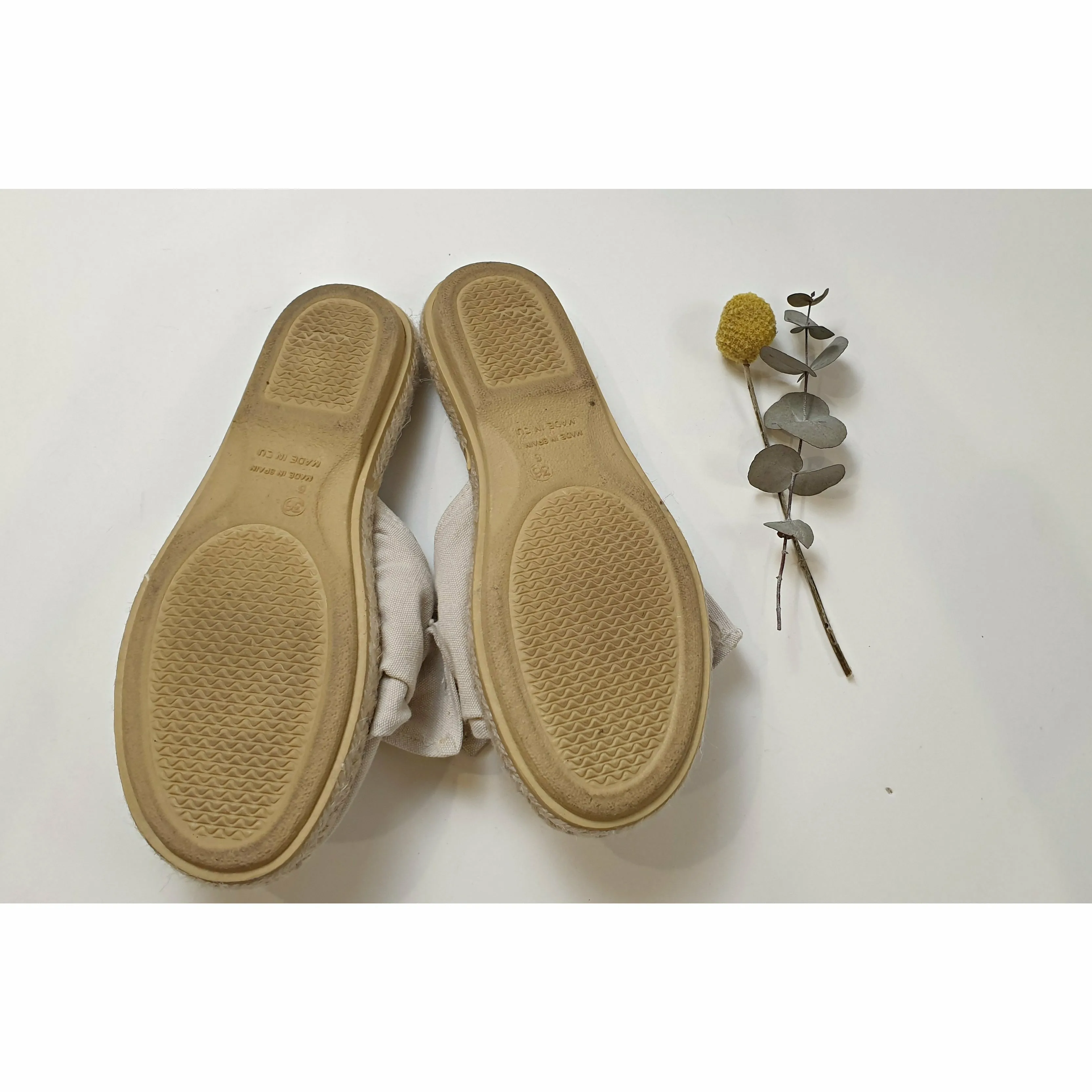 Verbenas natural fabric half shoe slides with bow size 35 (NB large fit, could fit 36-36.5)