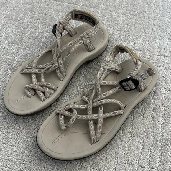 Viakix “Siena” tan Slingback adjustable sandal outdoor hiking toe strap cross