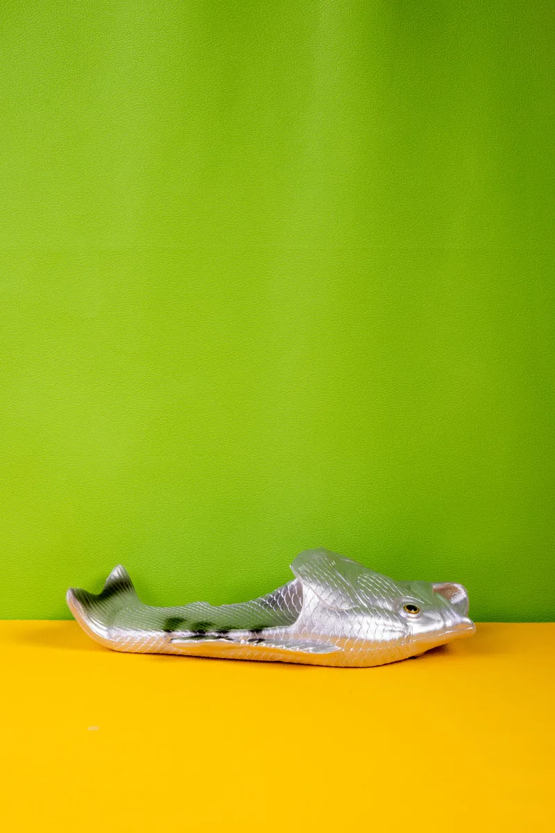 Walk Like Swimming Fishes Sandal - Silver