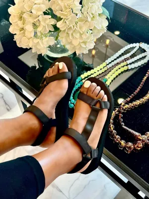 WALK THIS WAY | SANDALS