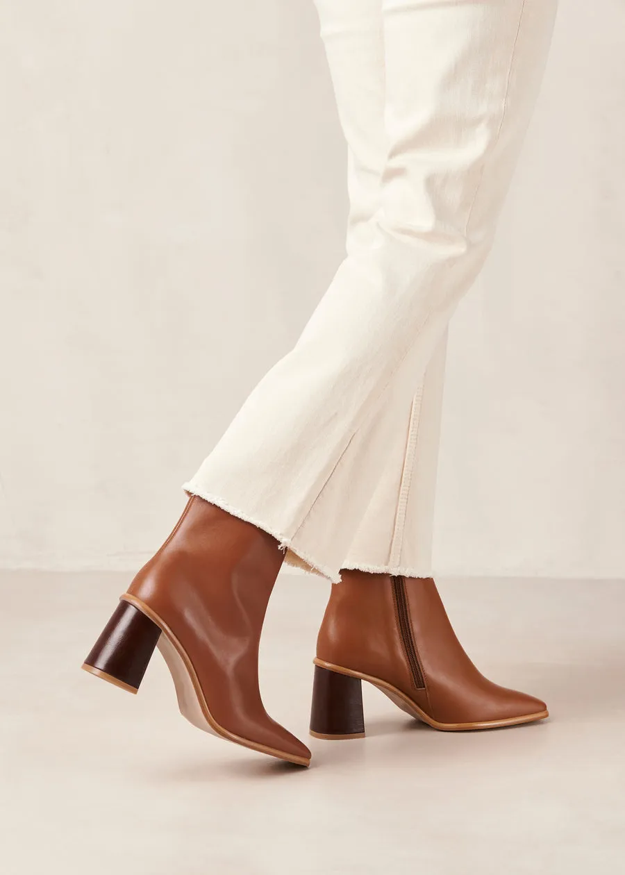 West Cape Vintage Tan Boot
