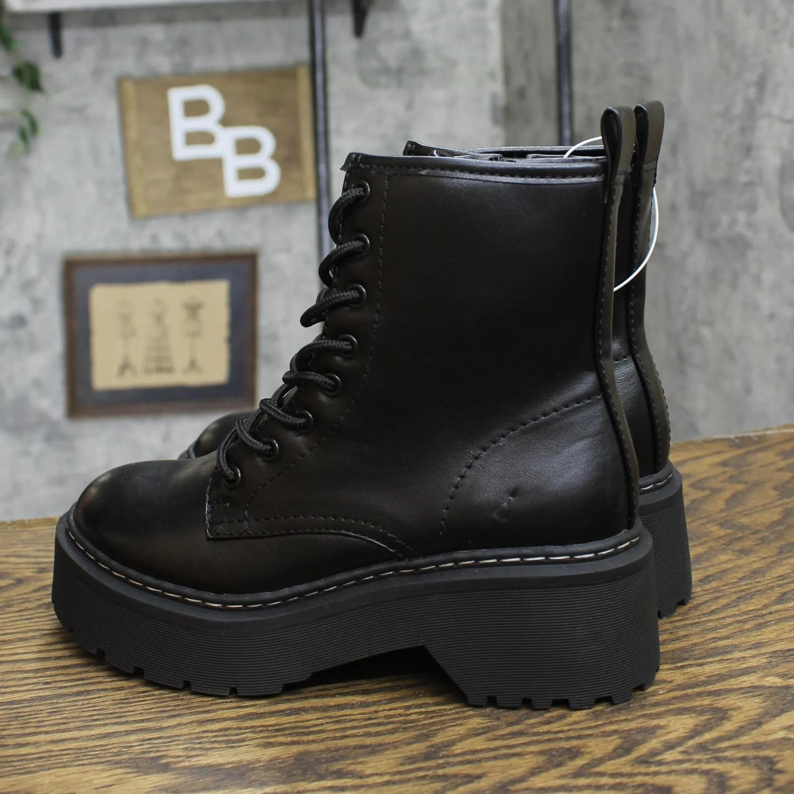 Wild Fable Womens Zea Combat Boots 87930208 Black 6.5M
