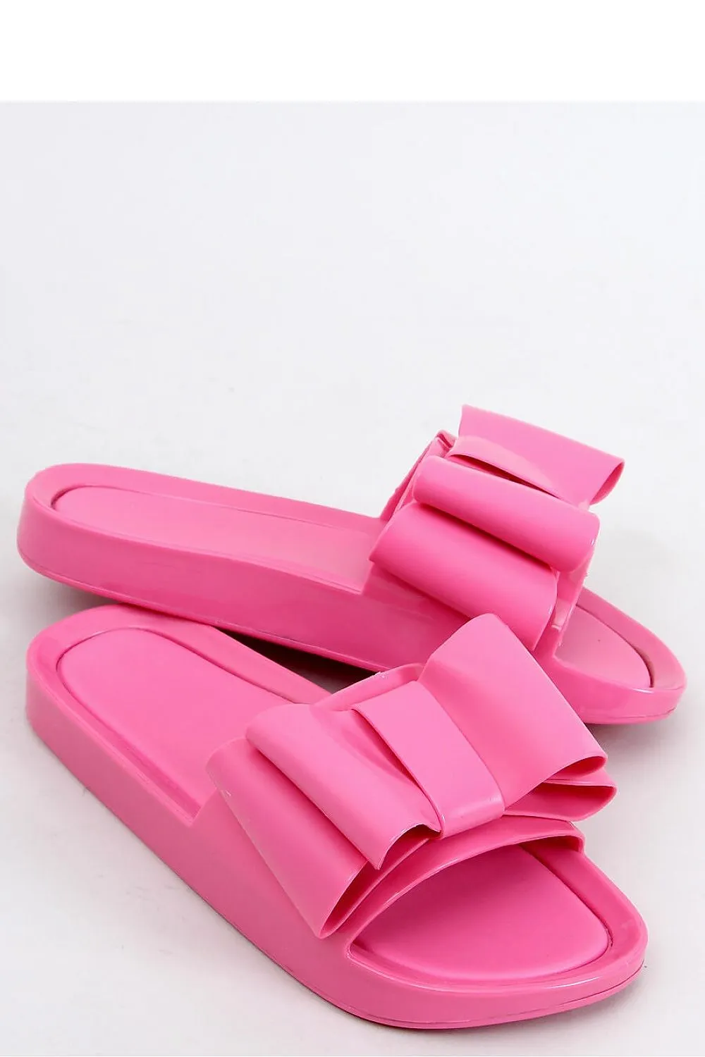 Woman Flat Pink Sandals  Bow Front Flip-Flops